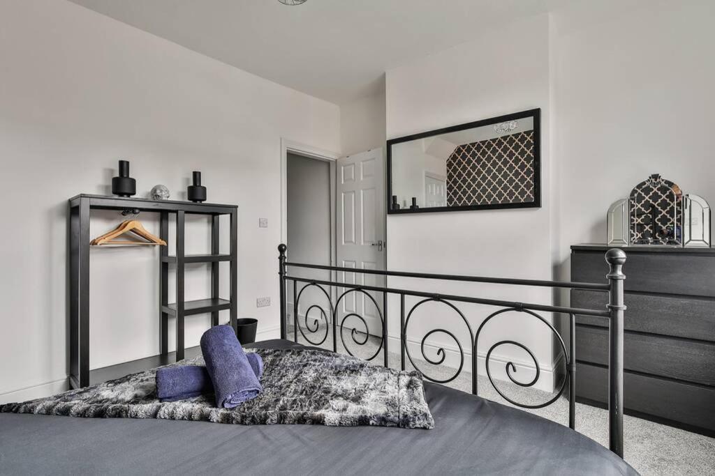Refurbished Plush Property Great Transport Links Шефилд Экстерьер фото